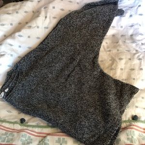 Gap sweater